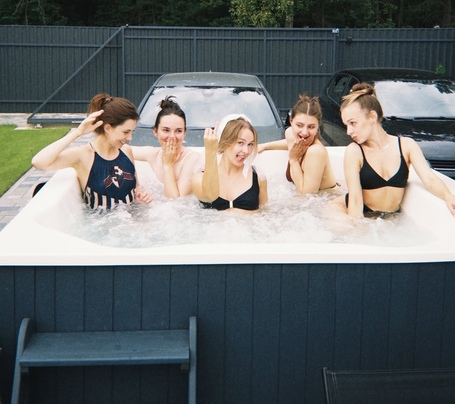 Купель Фурако Polar Spa ELITE QUATTRO 200 квадратная с интегрированной печью для 6-8 человек (термососна светлая) фото  фото - 22