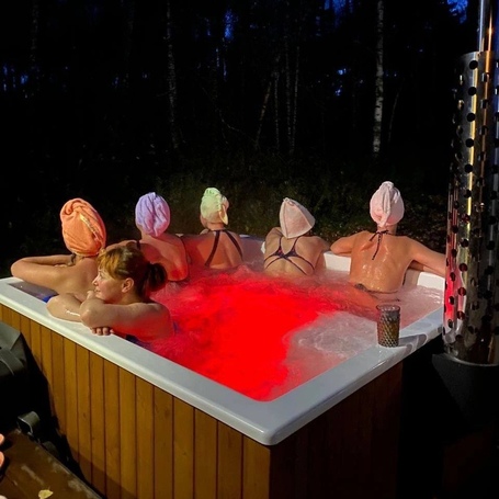 Купель Фурако Polar Spa ELITE QUATTRO 200 квадратная с интегрированной печью для 6-8 человек (термососна темная) фото  фото - 12
